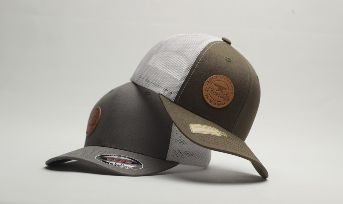 Curved visor caps
